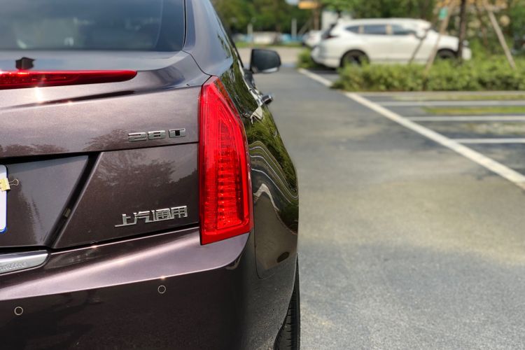 Used Cadillac ATS-L 2017 28T Fashion Edition Right Rear Taillight