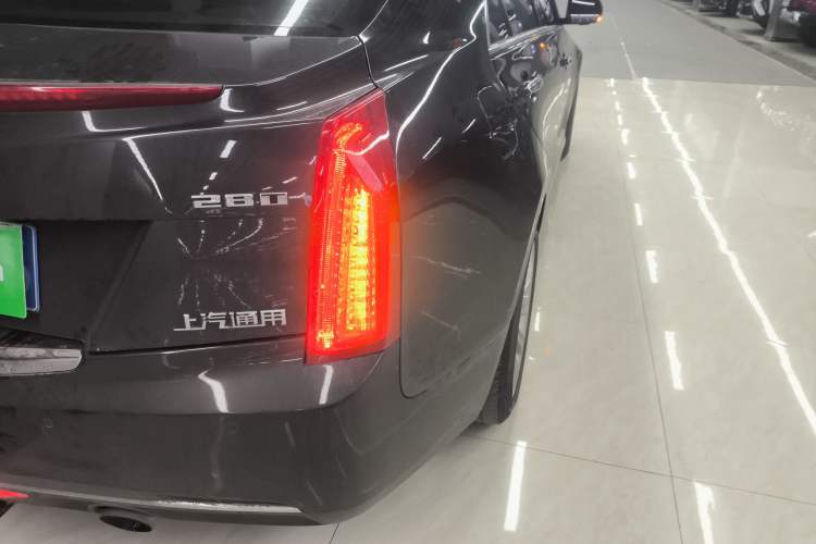 Used Cadillac ATS-L 2017 28T Fashion Edition Right Rear Taillight