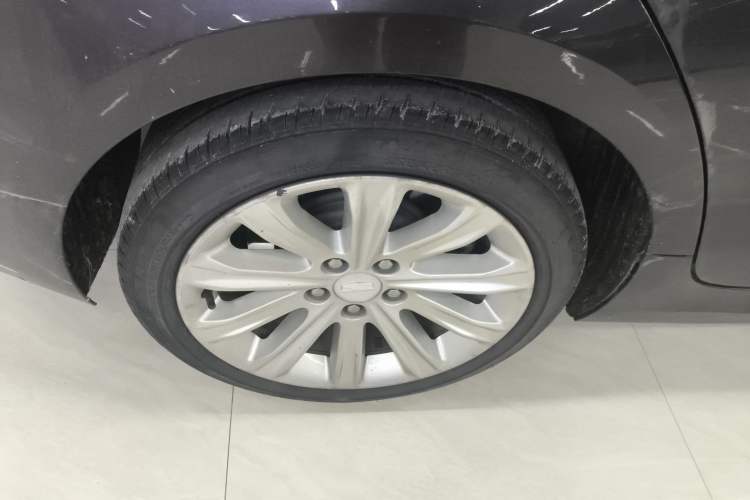 Used Cadillac ATS-L 2017 28T Fashion Edition Right Rear Wheel Hub