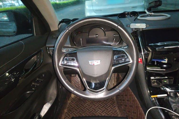 Used Cadillac ATS-L 2017 28T Fashion Edition Steering Wheel