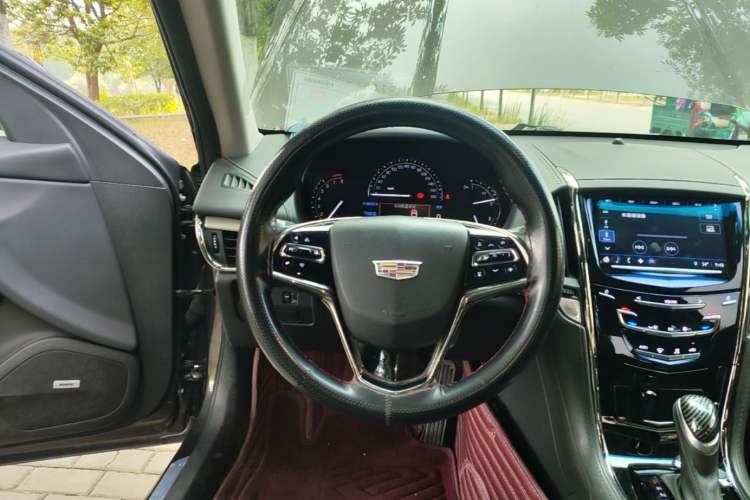 Used Cadillac ATS-L 2017 28T Fashion Edition Steering Wheel
