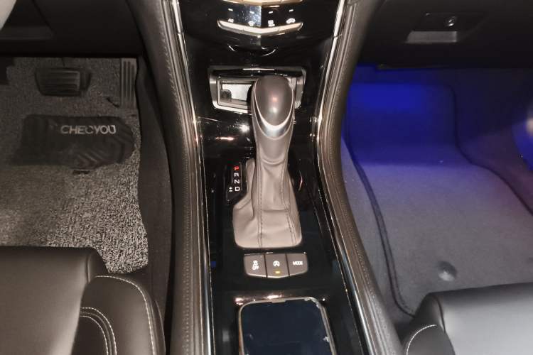 Used Cadillac ATS-L 2017 28T Tech Edition Gear Lever