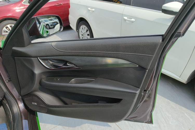 Used Cadillac ATS-L 2017 28T Tech Edition Interior 5
