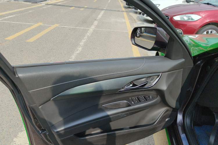 Used Cadillac ATS-L 2017 28T Tech Edition Interior 7