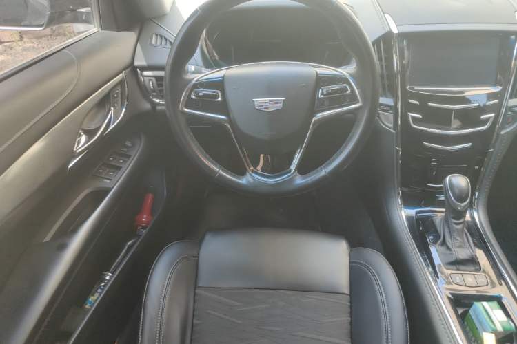 Used Cadillac ATS-L 2017 28T Tech Edition Steering Wheel