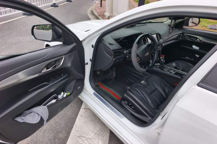 Used Cadillac ATS-L 2017 28T Tech Edition Driver Seat