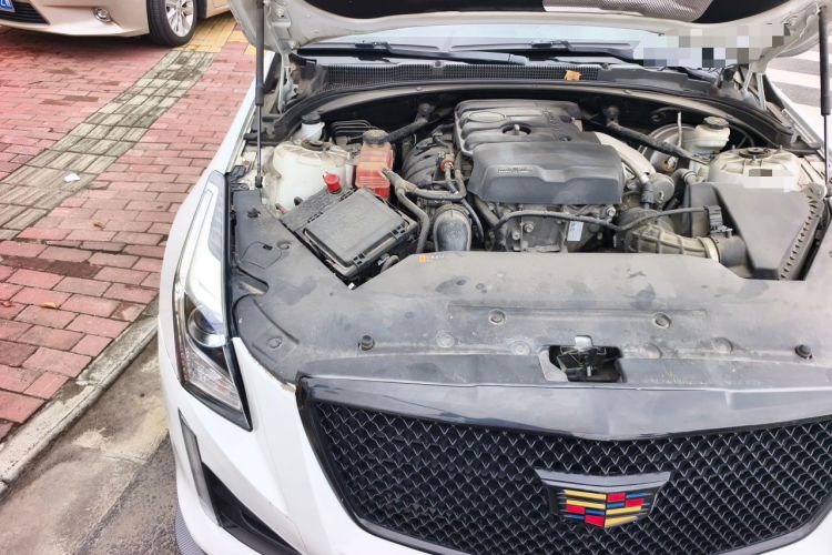 Used Cadillac ATS-L 2017 28T Tech Edition Engine Bay Right