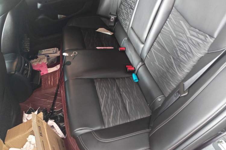 Used Cadillac ATS-L 2017 28T Tech Edition Left Rear Seat