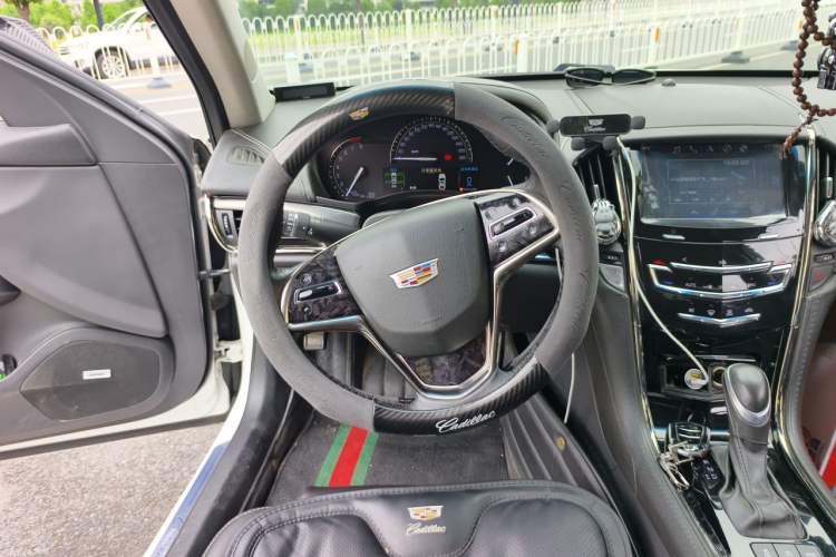 Used Cadillac ATS-L 2017 28T Tech Edition Steering Wheel
