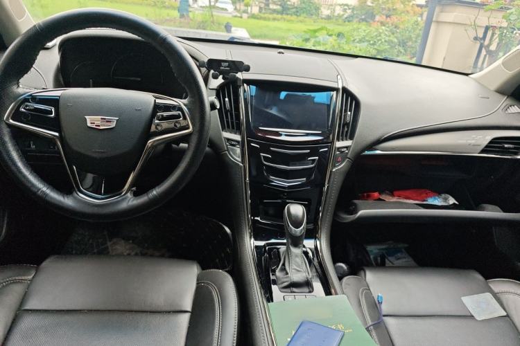 Used Cadillac ATS-L 2017 28T Fashion Edition Center Console