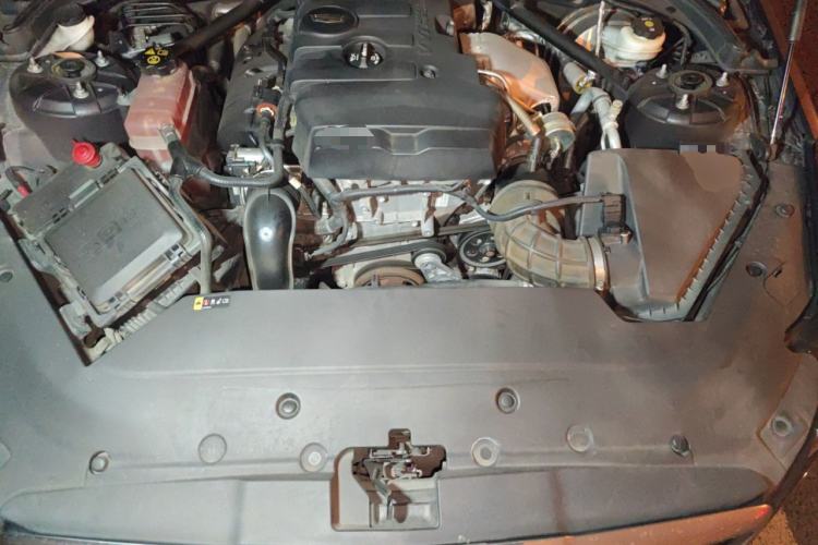 Used Cadillac ATS-L 2017 28T Fashion Edition Engine Bay