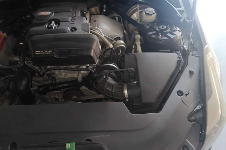 Used Cadillac ATS-L 2017 28T Tech Edition Engine Bay Left