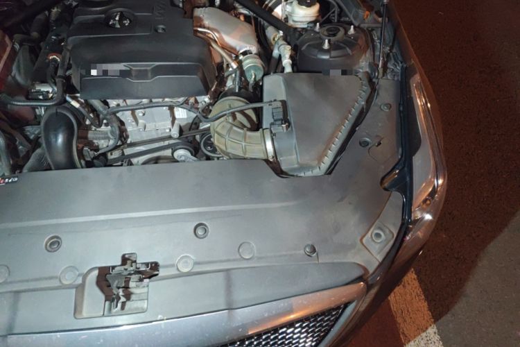 Used Cadillac ATS-L 2017 28T Fashion Edition Engine Bay Left