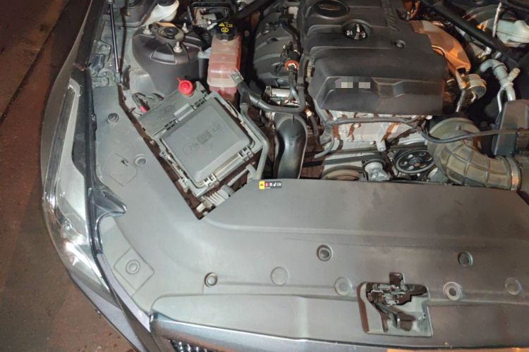 Used Cadillac ATS-L 2017 28T Fashion Edition Engine Bay Right