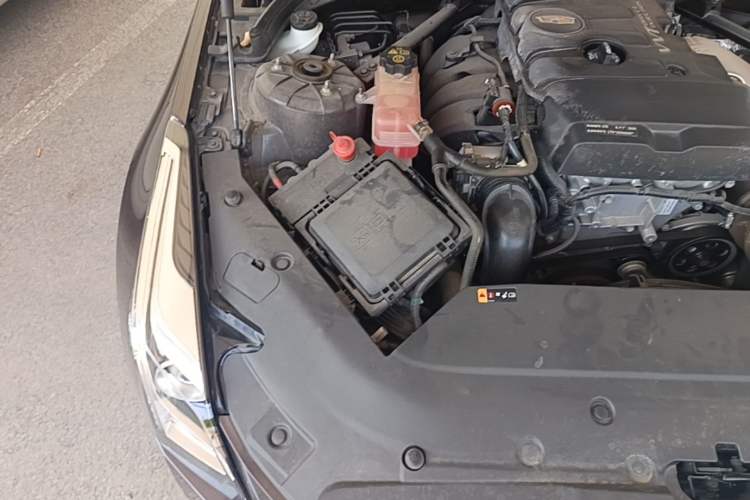 Used Cadillac ATS-L 2017 28T Fashion Edition Engine Bay Right