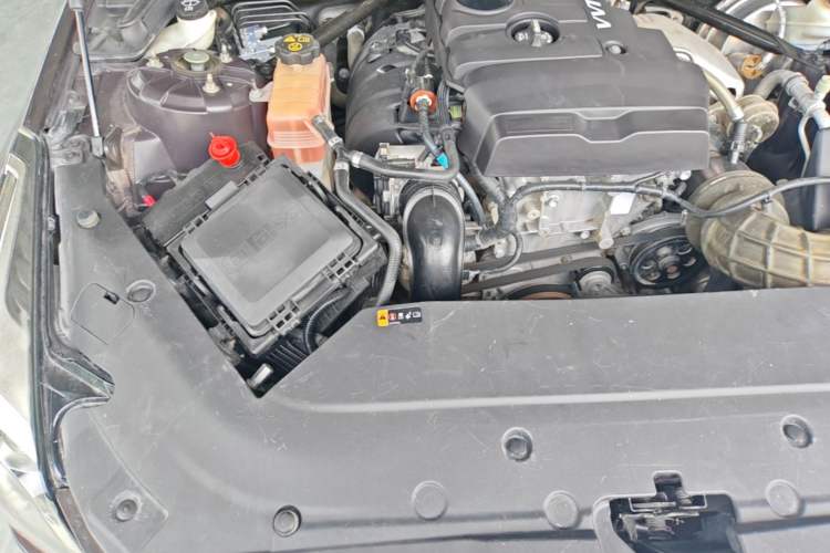 Used Cadillac ATS-L 2017 28T Tech Edition Engine Bay Right