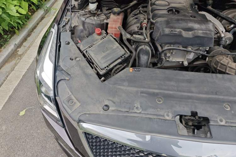 Used Cadillac ATS-L 2017 28T Fashion Edition Engine Bay Right