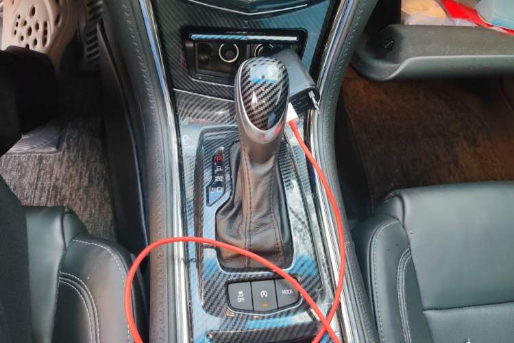 Used Cadillac ATS-L 2017 28T Fashion Edition Gear Lever