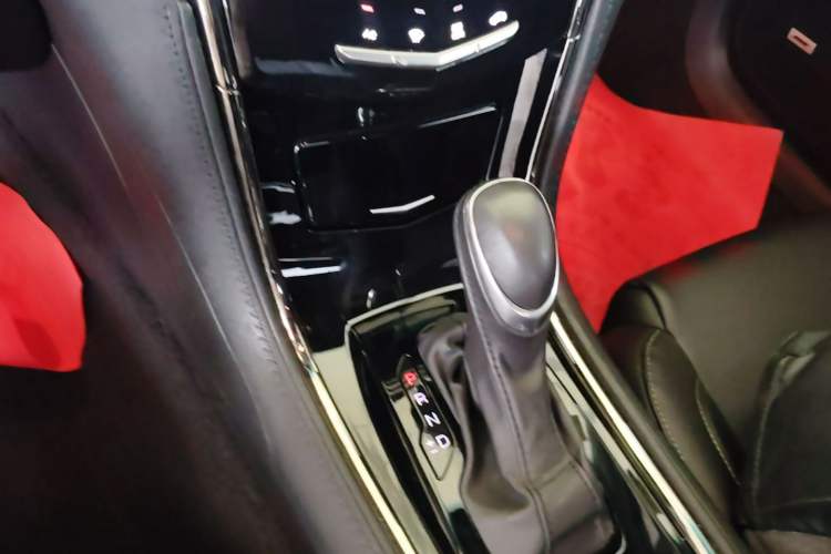 Used Cadillac ATS-L 2017 28T Tech Edition Gear Lever