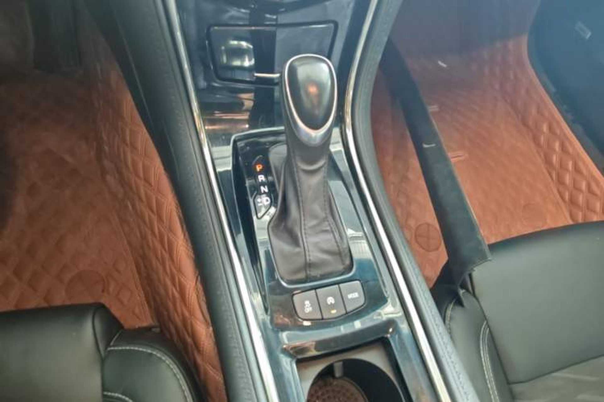 Used Cadillac ATS-L 2017 28T Tech Edition Gear Lever
