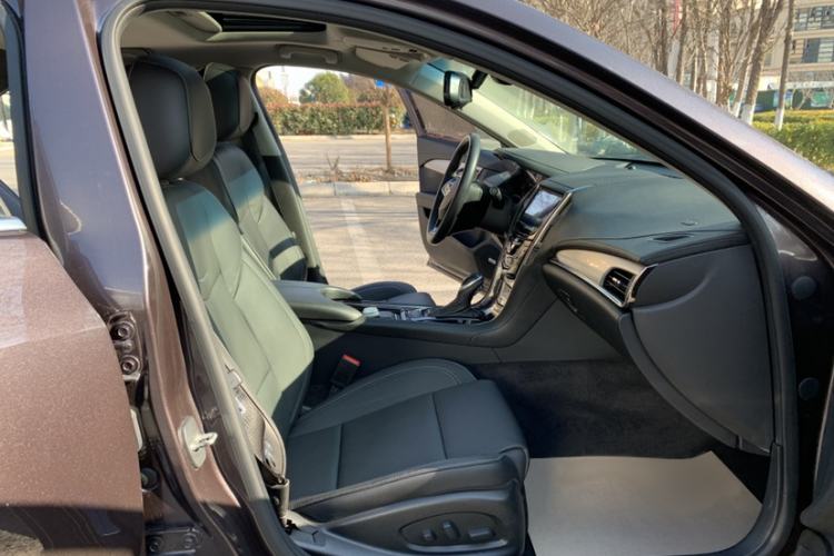 Used Cadillac ATS-L 2017 28T Fashion Edition Interior 11