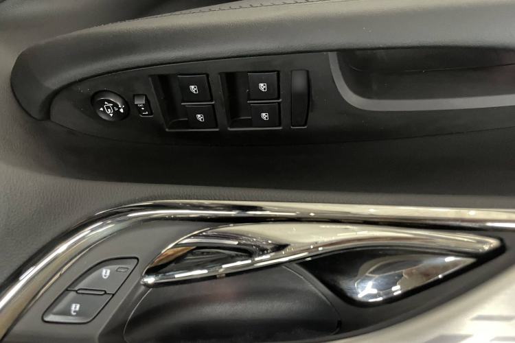 Used Cadillac ATS-L 2017 28T Fashion Edition Interior 7