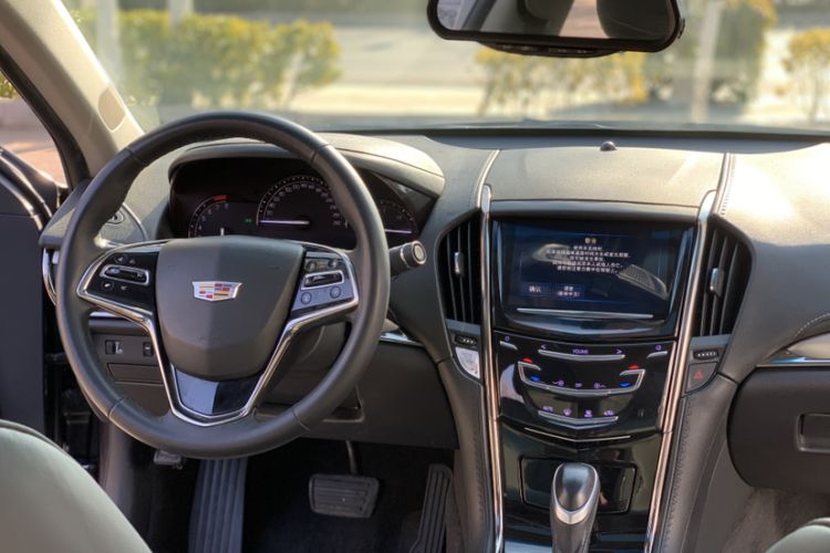 Used Cadillac ATS-L 2017 28T Fashion Edition Interior 7
