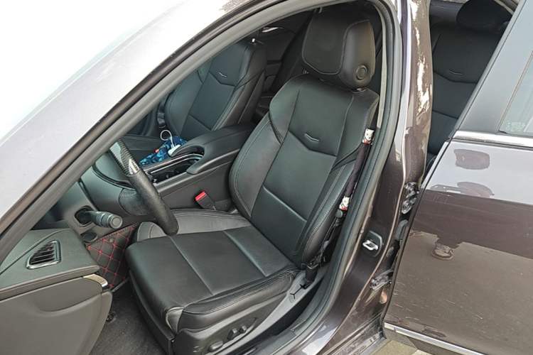 Used Cadillac ATS-L 2017 28T Fashion Edition Left Front Seat