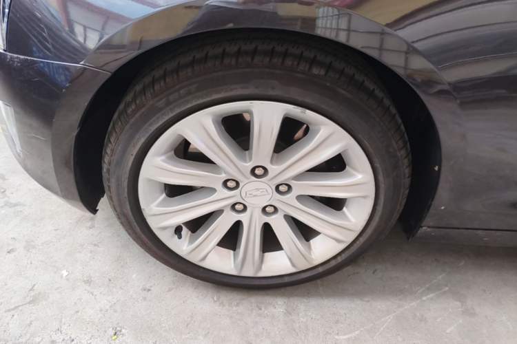 Used Cadillac ATS-L 2017 28T Fashion Edition Left Front Wheel Hub