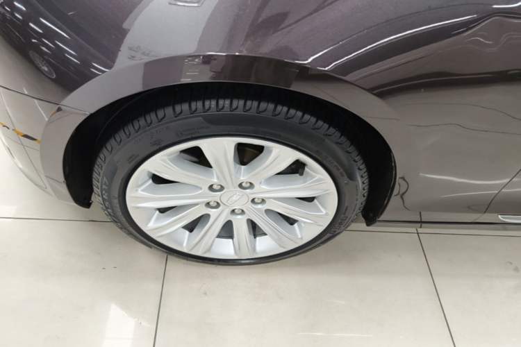 Used Cadillac ATS-L 2017 28T Fashion Edition Left Front Wheel Hub