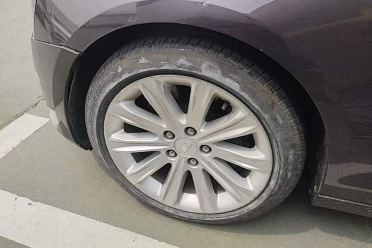 Used Cadillac ATS-L 2017 28T Fashion Edition Left Front Wheel Hub