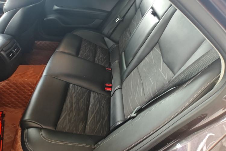 Used Cadillac ATS-L 2017 28T Tech Edition Left Rear Seat