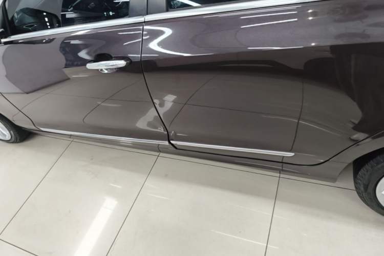 Used Cadillac ATS-L 2017 28T Fashion Edition Left Side Sill