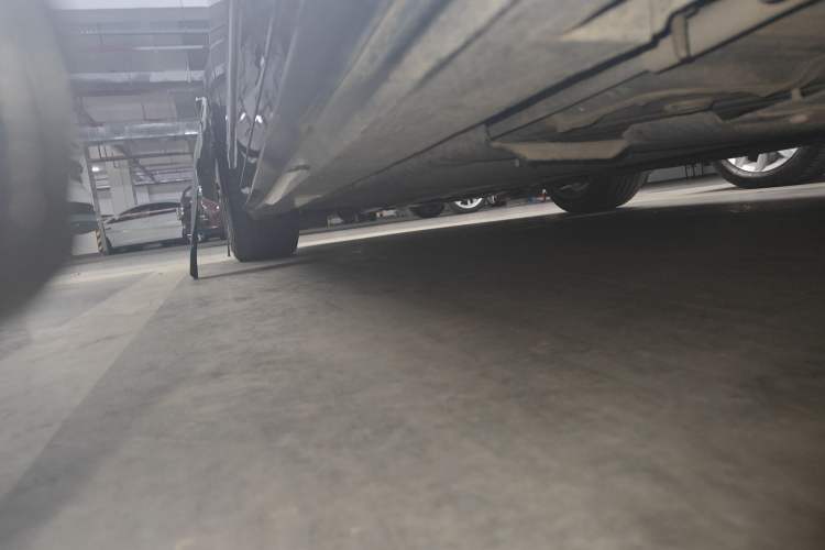 Used Cadillac ATS-L 2017 28T Fashion Edition Left Side Sill