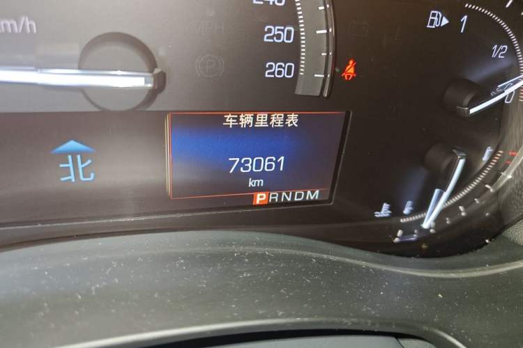 Used Cadillac ATS-L 2017 28T Tech Edition Odometer Close Up