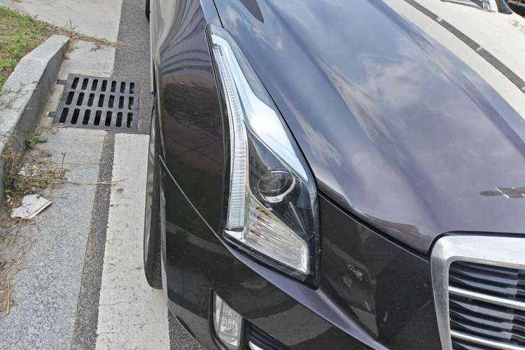 Used Cadillac ATS-L 2017 28T Fashion Edition Right Front Headlight