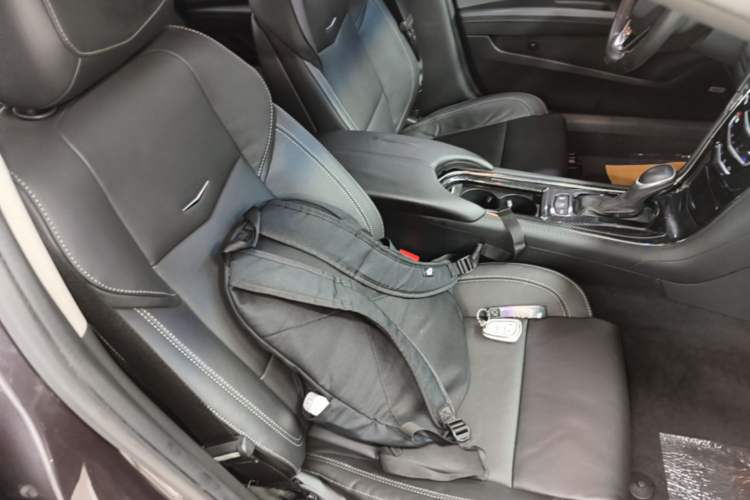 Used Cadillac ATS-L 2017 28T Fashion Edition Right Front Seat