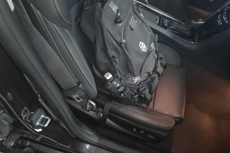 Used Cadillac ATS-L 2017 28T Fashion Edition Right Front Seat