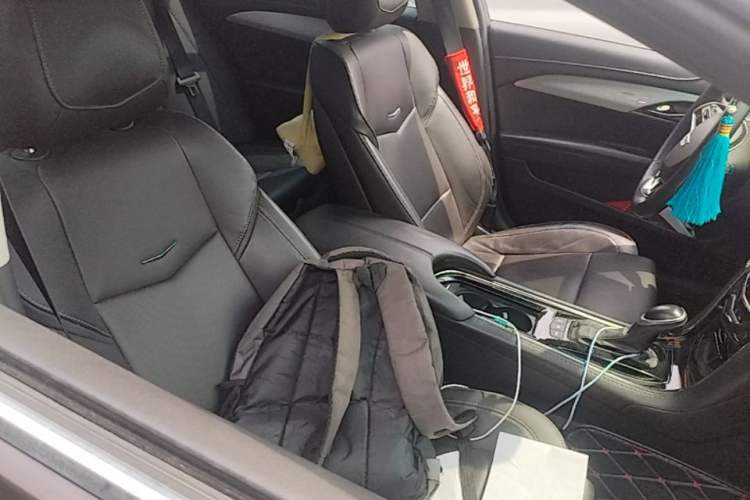 Used Cadillac ATS-L 2017 28T Fashion Edition Right Front Seat