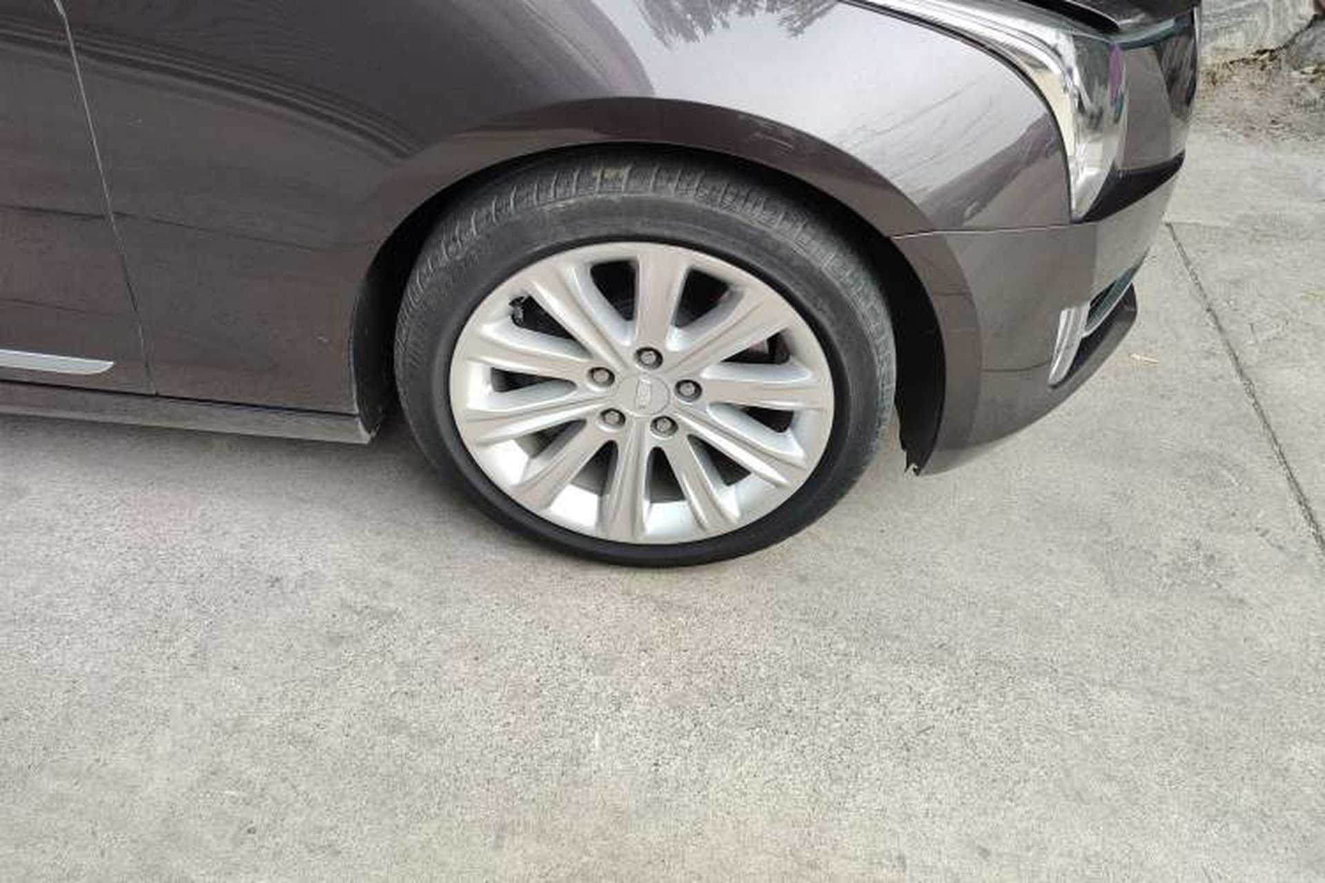 Used Cadillac ATS-L 2017 28T Fashion Edition Right Front Wheel Hub