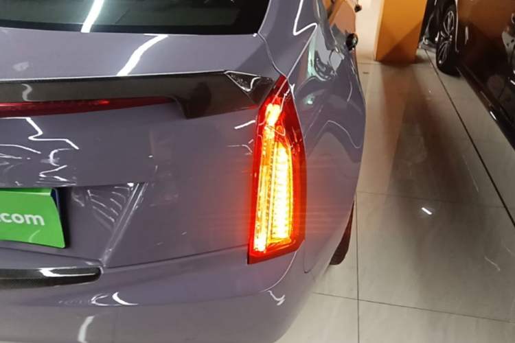 Used Cadillac ATS-L 2017 28T Tech Edition Right Rear Taillight