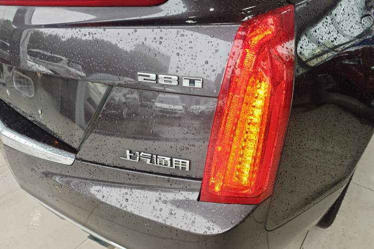 Used Cadillac ATS-L 2017 28T Fashion Edition Right Rear Taillight