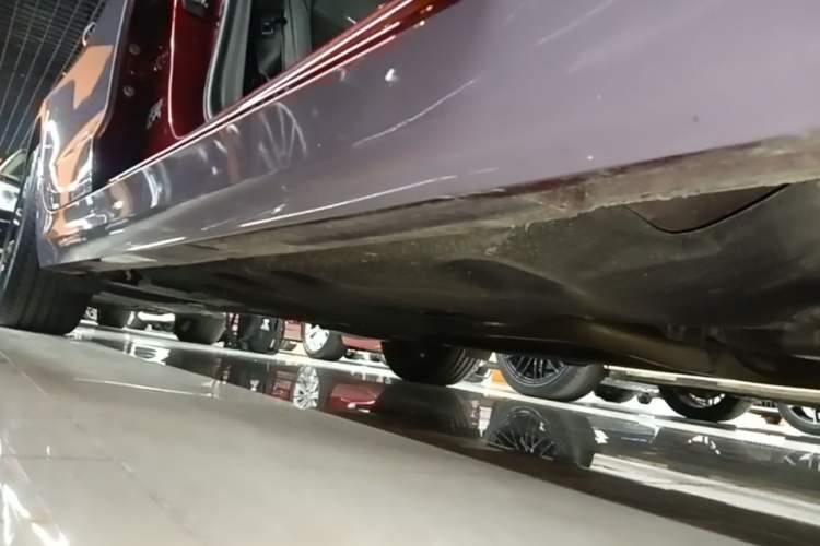 Used Cadillac ATS-L 2017 28T Tech Edition Right Side Sill