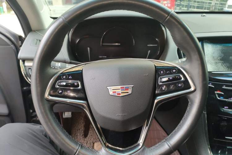 Used Cadillac ATS-L 2017 28T Fashion Edition Steering Wheel