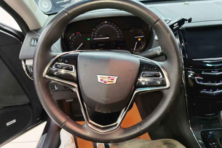 Used Cadillac ATS-L 2017 28T Fashion Edition Steering Wheel