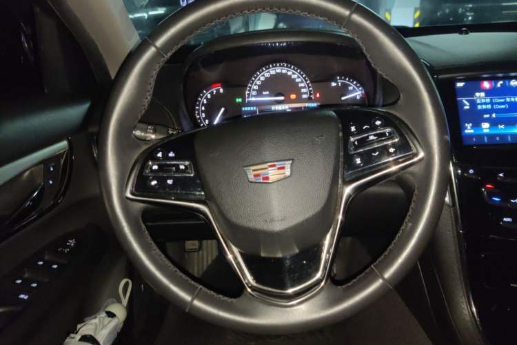 Used Cadillac ATS-L 2017 28T Fashion Edition Steering Wheel