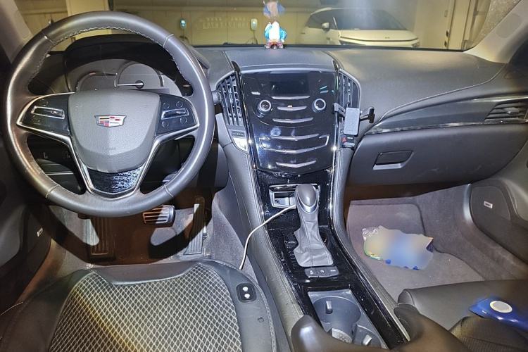 Used Cadillac ATS-L 2017 28T Tech Edition Center Console