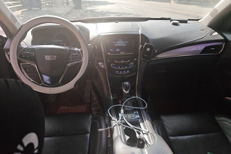 Used Cadillac ATS-L 2017 28T Fashion Edition Center Console