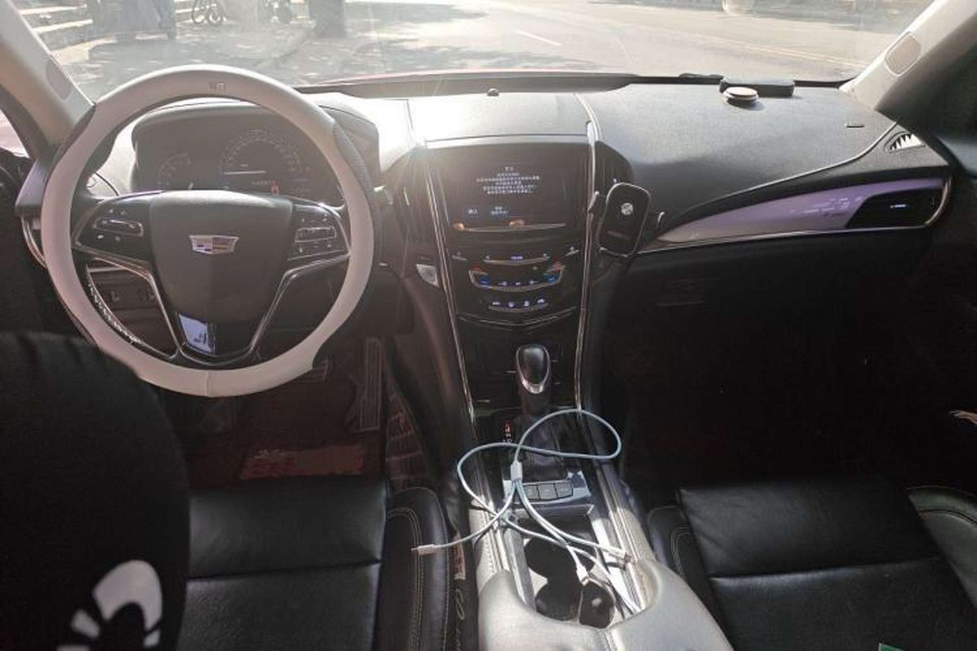 Used Cadillac ATS-L 2017 28T Fashion Edition Center Console