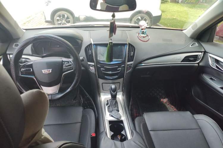 Used Cadillac ATS-L 2017 28T Fashion Edition Center Console